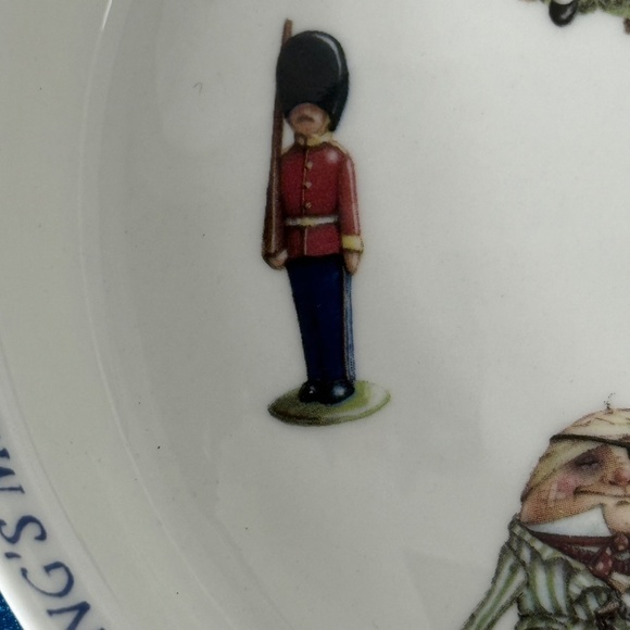 Humpty Dumpty Nursery Rhyme Children's Bowl Dish by Queen's - Picture 2 of 10